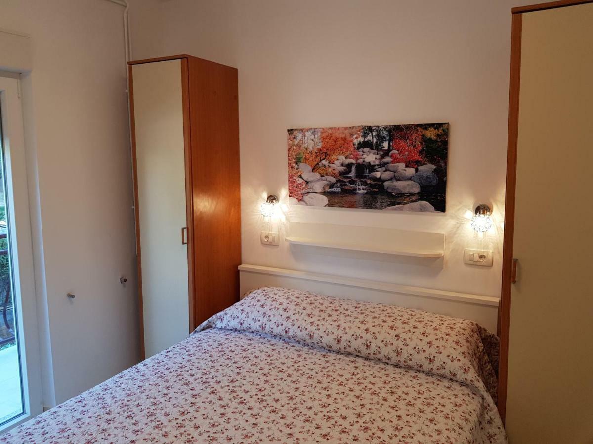 מאלינסקה Apartman Vesna מראה חיצוני תמונה
