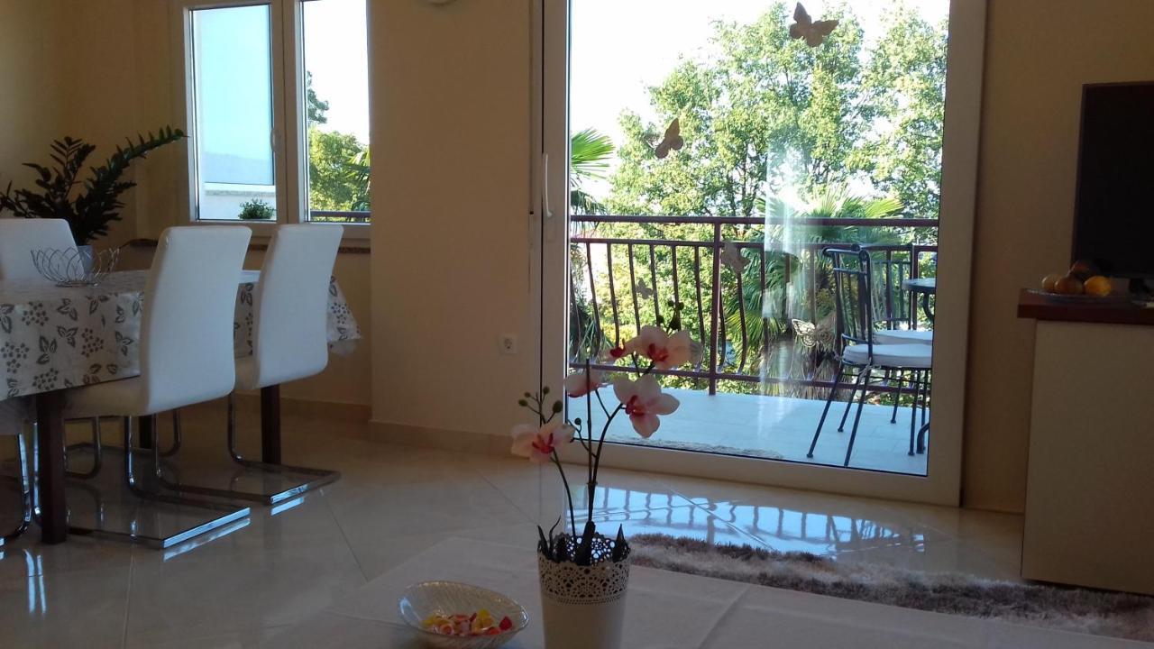 מאלינסקה Apartman Vesna מראה חיצוני תמונה